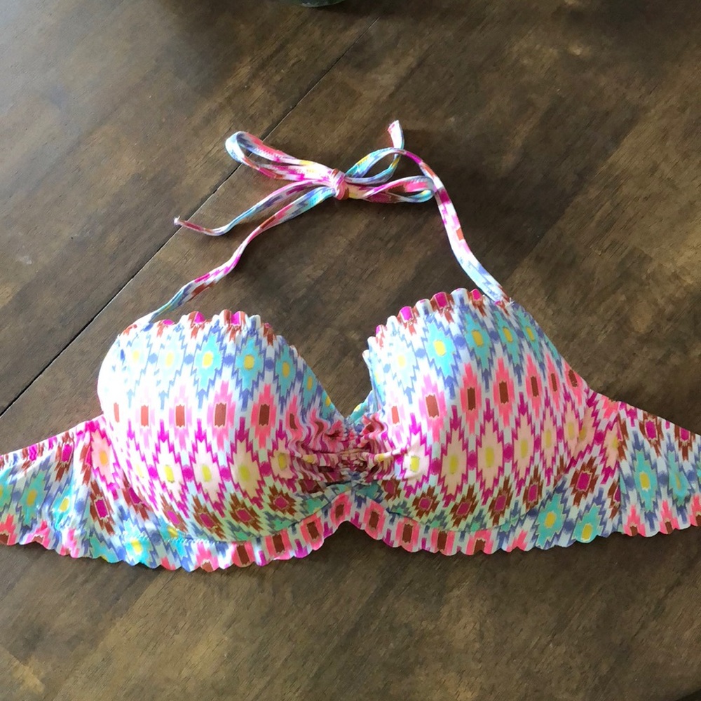Victoria’s Secret bathing suit top